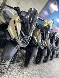 دايوان شحن بطاريه ليثيوم ضمان سنه بطاريه جديده زيرو نضافه ميه بل بيه س...