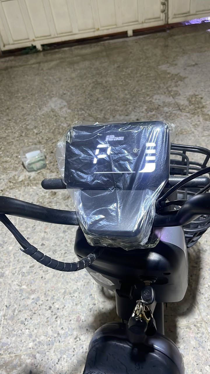 دراجه شحن للبيع دراجه نضيفه كهربائيات كلهن شغالات عداد سرعه للبيع سعر 250 مابيهه مجال للاستفسار *********** مكاني بغداد الدوره ابو دشير
