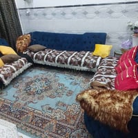 ديوان ١٠ مقاعد • نظيف • بي مجال