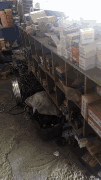 سلام عليكم ادوات مال محل كامل اوتماتيك وايراني وستوته وبوكسر وتكتك ***********
