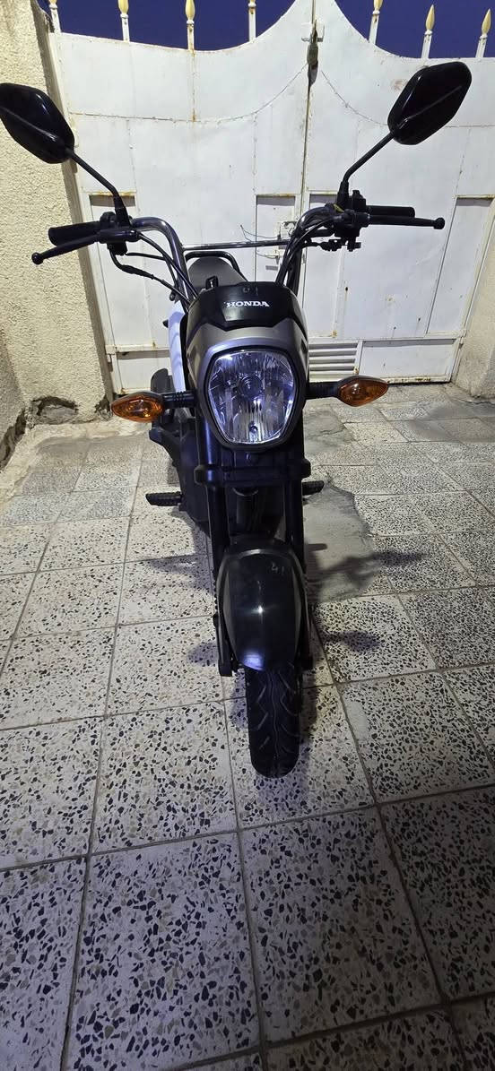 السلام عليكم دراجه هوندا ياباني حاويه ماشيه 4000 كله على البلاد  0781663666 صلاح الدين الدجيل


**إذا كنت صاحب هذا الإعلان وتريد حذفه لأي سبب، رجاءا أرسل رسالة إلى الدعم الفني**