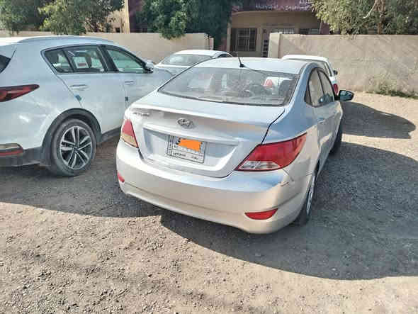 اكسنت ١٦ خليجي ١٤٠٠ مكفولة ماشية 316 الف كيلو بيهه مشكله بالمحرك بدون حادث السعر 70 وبيهه مجال بسيط ***********
