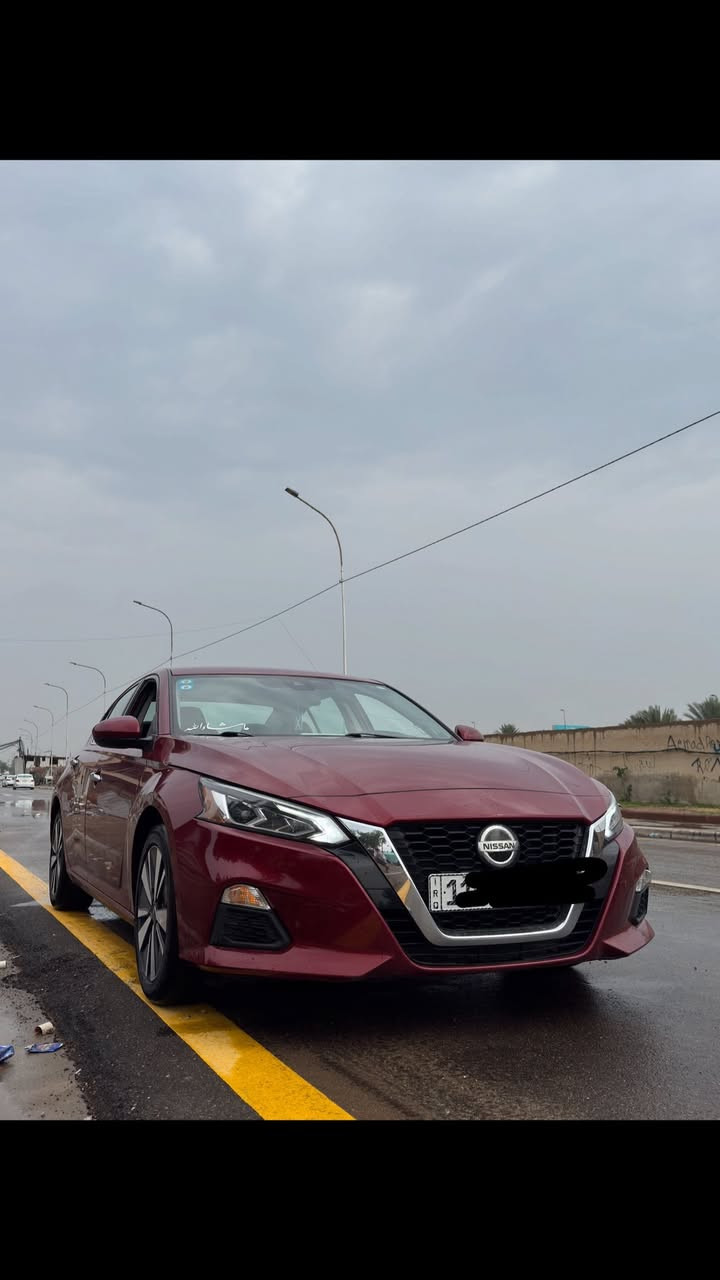 السلام عليكم للبيع نيسان التيما 2022 sv محرك 2.5 المرغوب ماشية ٧٠ الف كيلو متر حادثهة جاملغ خلفي وقبغ جنطة مبدل ومصبوغ وجاملغ الثاني بارد كد شبر بدون ايرباكك والباقي غير حادث امريكا كفالة عامة بجم كبسس  السيارة مال جناي شرط كاملة للاخير بدون نقص ولا كلوب بالدشبول كفالة كير مكينة تبريد تدفئة 
رقم بغداد الجديد باسمي هزة سنوية ٢٠٢٩ شرط تحويل 
ثاني يوم 
السيارة مرتبهة صارف عليهة كماليات وترتيبات 
مكاني بغداد الكرخ السعر 158 وبيهة مجال بسيطط  
الرقم ***********
