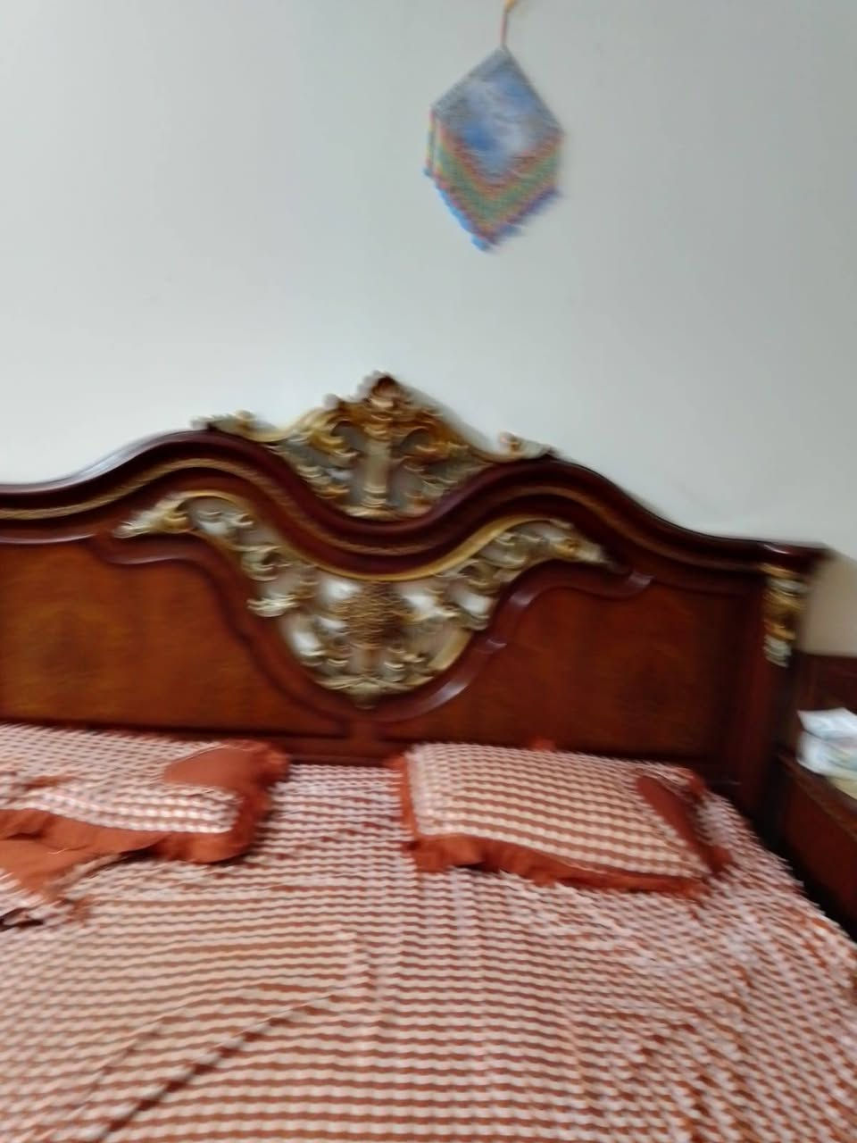 غرفه اخشاب للبيع الطارميه الشيخ حمد.           ***********,***********
