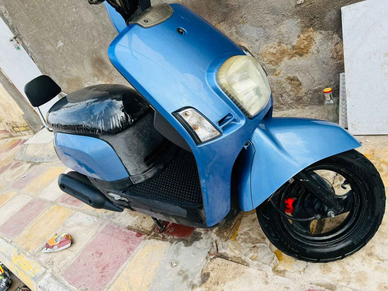 سلام عليكم دراجه البيع 
دراجه ماكس بوليس دراجه جديده صاله شهر طالع رمبه بعدي بل كارتون دراجه كابريتر حلوو نضيفه 
استفسار علا هاذ رقم ***********
