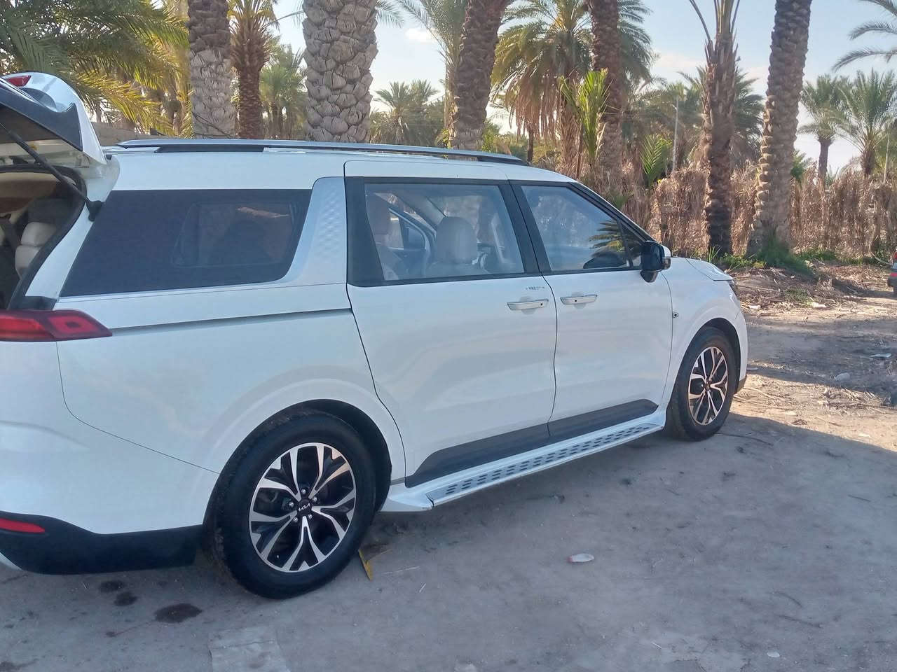 كرنفال 7راكب  محرك 3500خليجي 23 مكفولة كفاله عامه رقم مثنى بسمي بيه منظومه غاز سياره جديده ومكفوله للبيع او مراوس 255 مكاني الرميثه ***********
