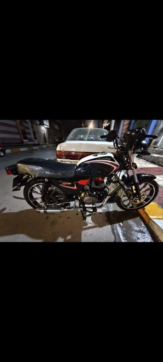 دراجه شايننك للبيع 
دراجه شايننك مرقمه باسمي دراجه مكفوله من كلشي كلشي شرط الفحص وشرط التحويل دراجه ماماشيه بس٨٠٠٠وكلش محافض عليه ولدراجه باسمي السعر مليونين وبيه مجال للطيبين


**إذا كنت صاحب هذا الإعلان وتريد حذفه لأي سبب، رجاءا أرسل رسالة إلى الدعم الفني**