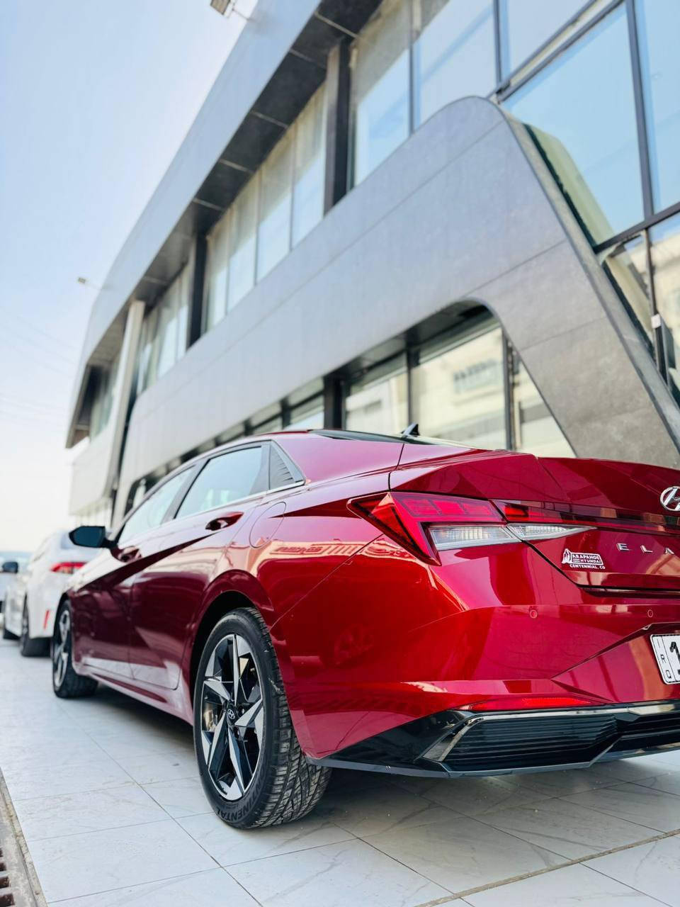 السلام عليكم هونداي النترا 2023 هايبرد (بانزين +كهرباء)
حره بغداد باسمي 
امريكي  حادثه باب وجاملغ خلف السكن  
لمتد فول اعلى فئه بالانترا  
المواصفات:
دخول ذكي
فتحة سلايد 
إنارة ترحيبية في قبضات الابواب 
صندوق ذكي يفتح عند الاقتراب 
رادارات 360  درجة 
نظام محافظة على المسار 
قيادة ذاتية 
شحن لاسلكي
حساسات خلفية
اضاءةاماميه 
بك لايت لد
داخل جلد 

تبريد و تدفئة المقاعد 
اضاءة دشبول الوان متغيرة ambient light
فتحة سقف
تبريد شاشة مناخين منفصلين 
شاشة معلومات كبيرة متصله
شاشة عدادات دجتل 
نظام صوتي سماعات 8 boss
اوتوهولد autohold
هاند بريك بصمه finger brake 
وضعيات قياده ( سبورت ، نورمل ، سمارت)
مراية وسطية تعتيم ذاتي 
‏Abs &Esp
السعر ١٦٠
رقم الهاتف ***********
