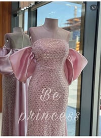 فستان • قياس ٤٢ • شيفون