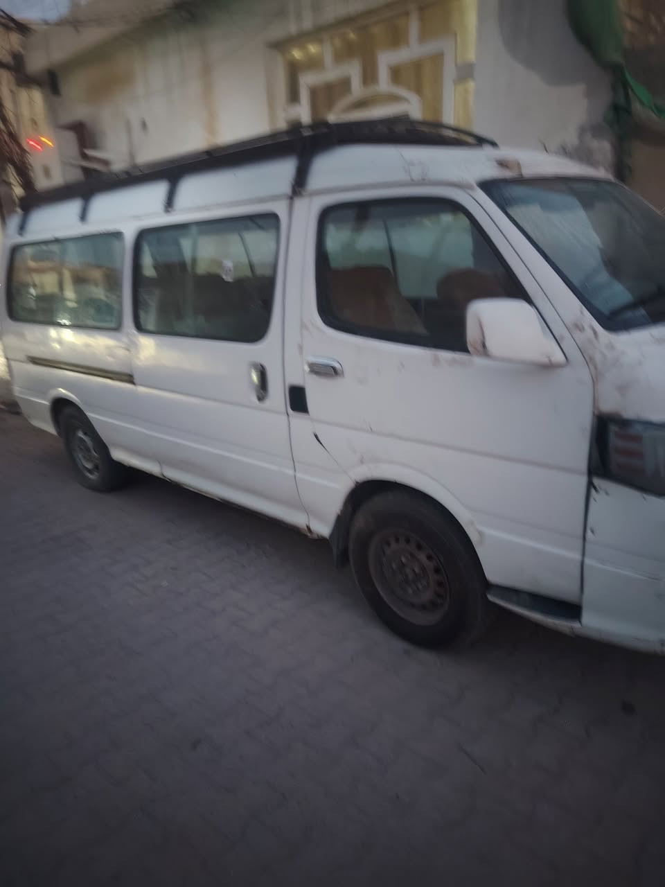 السلام عليكم جنبي البيع العنوان نجف الرقم ***********
