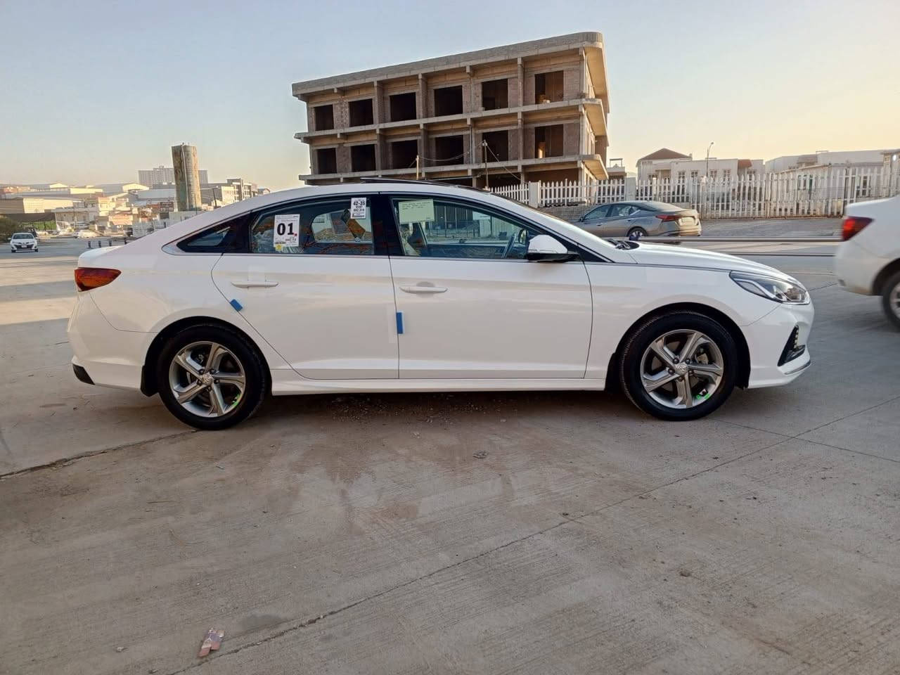 السلام عليكم
هونداي سوناته 2018 خليجي
كفاله عامه بدون صبغ بدون تعديل بدون شخوط حتى لدعاميات بلاديه 
جديده لوك  عل ايد وحده من لشركه
استخدام شخصي 
ماشيه 66الف حقيقي 🔔✅
فول مواصفات 1/1
شاشه لمس 
كامره دواره 
سقف بانوراما 
ويل كروم  ليد امامي حساس خلفي 
كشن كهربائي داخل بيجي 
تبريد قطعتين  
مرايات شفط اشاير ترحيب 
صندوك بصمه 
تحكم لايت  دبل صالنصه
محرك 2400دوش 
سياره جاهزه اي نقص مابيه سيرفس كامل مسويله بعده بلزكات لشركه سويجات ثنين سبير عدا كله بلاد سويج لثاني مامستخدم

رقم صاحب السيارة 
***********
