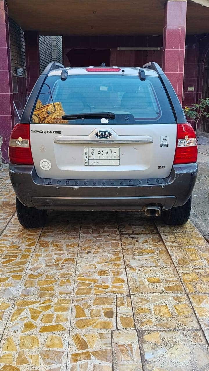 السلام عليكم كيا سبورتج موديل 2008 مكفولة من اي ضربة او تبديل محرك كير تبريد صدر تخم تاير كهربائيات كلها تعمل وبشكل جيد السعر 95 ورقة السيارة بسمي رقم الموبايل *********** بغداد سبع قصور شارع أبو علي مكلف بلنشر
