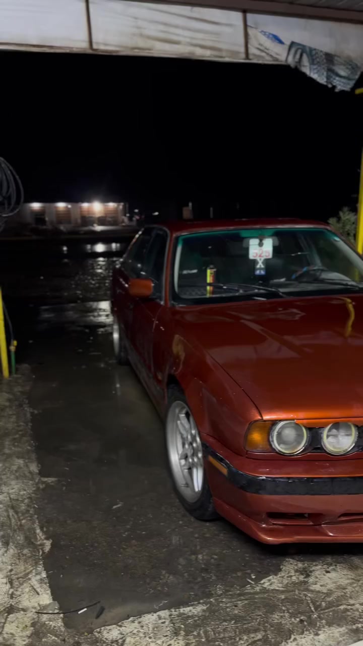 525 91 كير عادي كلج رياضي برمجة طلقات كامله السياره بس بيها كم شغله نقص بسيطات مراوس بصقر 8 ميهم الموديل


**إذا كنت صاحب هذا الإعلان وتريد حذفه لأي سبب، رجاءا أرسل رسالة إلى الدعم الفني**