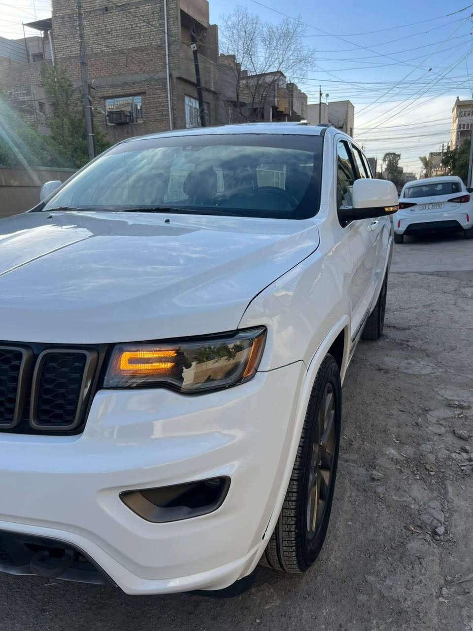 جيب ٢٠١٦ لميتيد  gold Edition
السياره فول معروفه مواصفاته بانوراما   بدون حادث قفط طلقات ما نافذات  سطحيه وصوره موضحه بللمنشور بدون قطعه تبديل  كله بلادي ومصلح بمكانه 
220$وبيه مجال 
***********
***********
