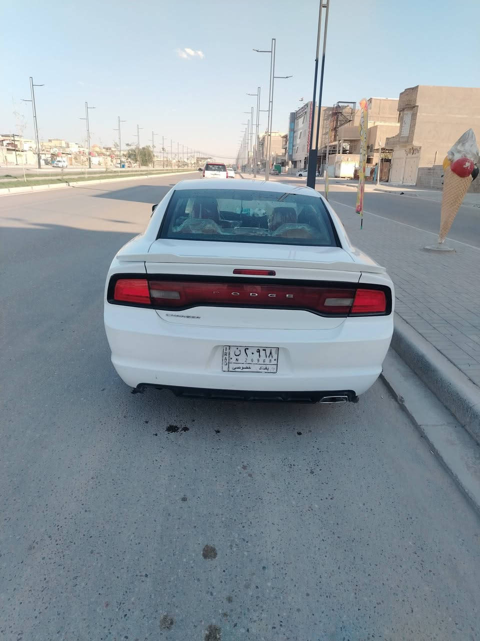 السلام عليكم جاجر للبيع مديل 2013 ورد كندي سيار فيها نص جاملغ امام مصبوغ ونص جاملغ خلفي مصبوغ جمالية شرط بدون ضربة وبيها ضربة بارد كد شبر في باب السايق وضربة بارد امام باب سايق لسة ما مسويها ضربة خفيفة جدا كير كصبة محرك وكير وحدادية نضيفة كلش تخم تاير سيارة ما بيها اي نقص جاهزة رقم بغداد تسجيل وطني بسمي سيارة السعر 140وبيها مجال اللتصال ***********
