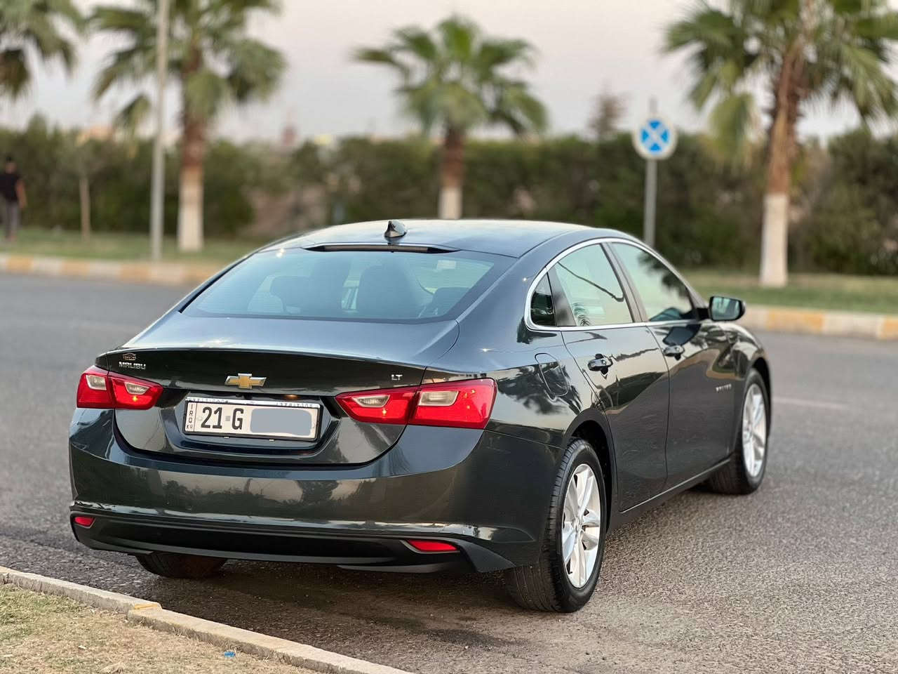 ماليبو 2017 مواصفات LT  سعره  86 وبي مجال بسيط
بي جاملغ صبغ والباقي مكفوله من الصبغ والتبديل بدون دواخل بدون ايرباك شاشه كامره تبريد تدفئه شرط كير ومحرك مكفول ماشيه 89 ميل تبريد مركزي لايتات زينون تحكمات تحديد سرعه رقم سليمانيه سنويه ورقم وهزه جديده شرط التحويل مكان السياره كركوك 
سعره ٨٦ 
***********
