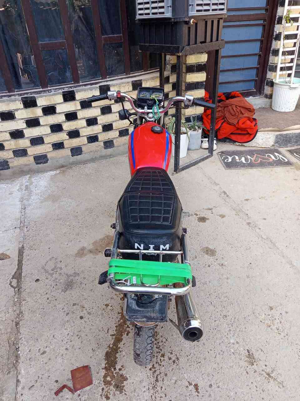 سلام عليكم درجة أربعة كير تايكر كلك نضيفه خير من الله كهربائيات شغال عورها بك لايت وشاير وصفاحيات السعر 350مكان كربلاء المقدسة سيطرة 56سيد الأوصياء متواجد فيسبوك ***********
