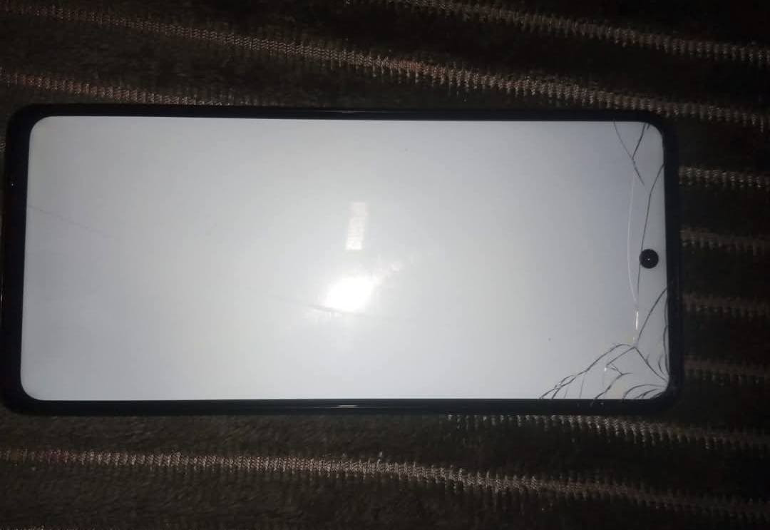 سلام عليكم انفنكس هوت 40 البطاريه 5000 الشاشه 90 هيرتز الذاكره 256 الرام 8+8 للمراوس ايفون مكاني ناصريه حي التضحيه 
(مو للبيع)


**إذا كنت صاحب هذا الإعلان وتريد حذفه لأي سبب، رجاءا أرسل رسالة إلى الدعم الفني**