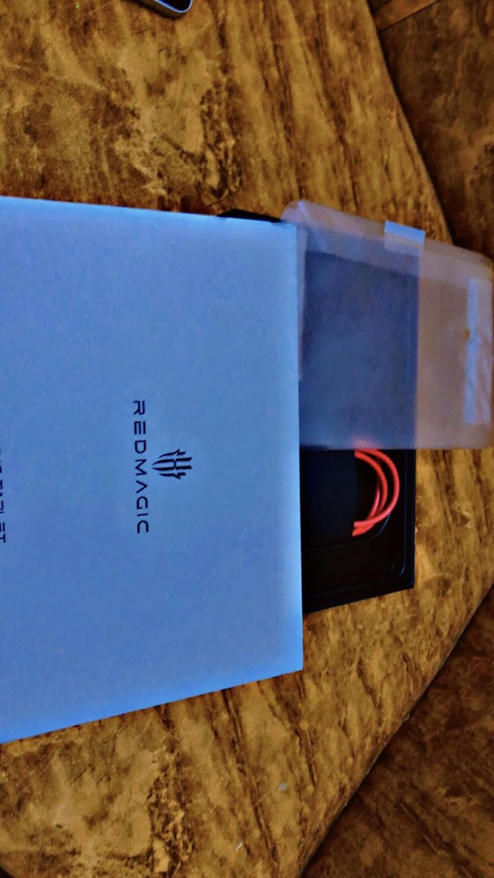 ألسلام عليگم  أستأذن صاحب الكروب                       ريد مجك استرا ذ٢٥٦ رام١٢ اخذته قبل ٤شهور التاريخ موضح بالصوره  أستعمال فقط مشاهده  سعره ٦٥٠الف قفل مكاني بغداد والخاص مفتوح مُلحقاتة كاملة وذا أكو أستبدال ايباد ١١برو m2 ذ ٢٥٦ ماكو مشكله أتمنالكم التوفيق


**إذا كنت صاحب هذا الإعلان وتريد حذفه لأي سبب، رجاءا أرسل رسالة إلى الدعم الفني**