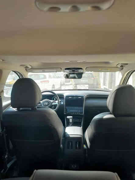 السلام وعليكم
هونداي توكسان Hyundai Tucson
2024
فول موصفات  
1-كشنات كهرباء
2-تحديد مسار
3-مانع انزلاق
4-كروز سرعة
5- اربع وضعيات القيادة سبورت نورنال ايكو اقتصادي
6-نقطة عمياء
7-رادار الاصدام 
8-عداد جتل الاكتروني
9-شاحن لاسلكي 
10-شاشة كبيرة 
11-مكيننه2500 المرغوب
12-داخل اسود 
13-تشغيل بصمة
14-سايد بريك كهرباء
15-اوتو هولد
16-فتحه سقف
17-نقطة نزول منحدرات
18كامره
19-درايف مود
20-مدخل USB + AUX
Bluetooth 
21-بك لايت LED 
22-تحكمات ستيرن
23-حساسات امامي خلفي 
24-لايت زنون بلاد
25-تشغيل بلاجكتورات مع اتجاه السايق

26...صندوك كهربائي 

27-قطعتين تبريد خلفي 
28-ابواب لمس
29-ترحيب عند الاقتراب
30-رقم بغداد
***********
