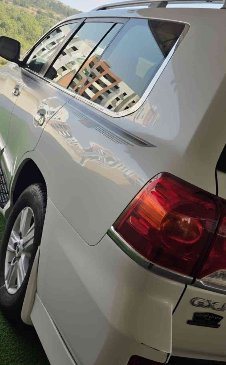 لاندكروز 2012 بريم مكفولة من الصبغ رقم اربيل بأسمي محرك ٦ سعرها ٣٦٥ وبيها مجال بسيط حك الجية مكانها ديوانية للأستفسار الاتصال على الرقم 
*********** ديوانية
