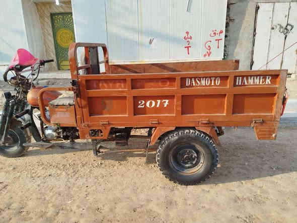 ستوته للبيع نظيفه السعر 1100 مقفوله همر مكاني المدينه بني منصور رقم الهاتف ***********
