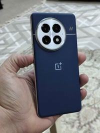 ون بلس ١٣ • ١٦/٥١٢ • شاشة مكسورة