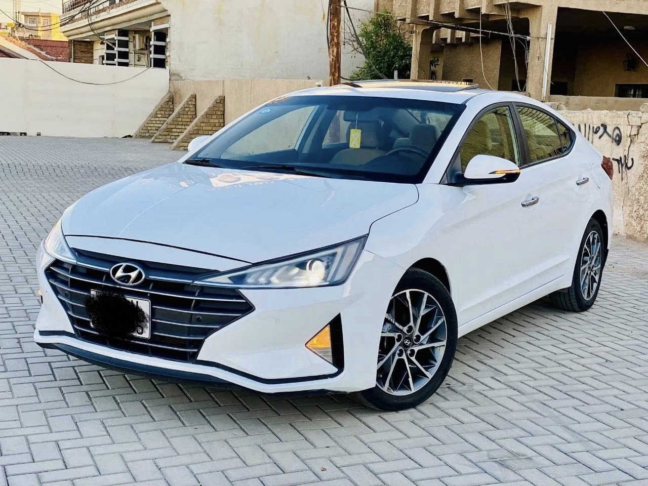 سلام وعليكم
النتار ٢٠٢٠ خليجي 

فول مواصفات ١/١

بصمه 

فتحه 

اشاير بلمري +مري شفط

تبريد قطعتين 

تبريد قطعتين 

لدات امامي خلفي 

خمسه ويل كب 
سعر ب١٥٨ وبيها مجال 

ماشيع ٧٥

رقم بغداد بسمي  

مكاني بغداد البياع ***********
