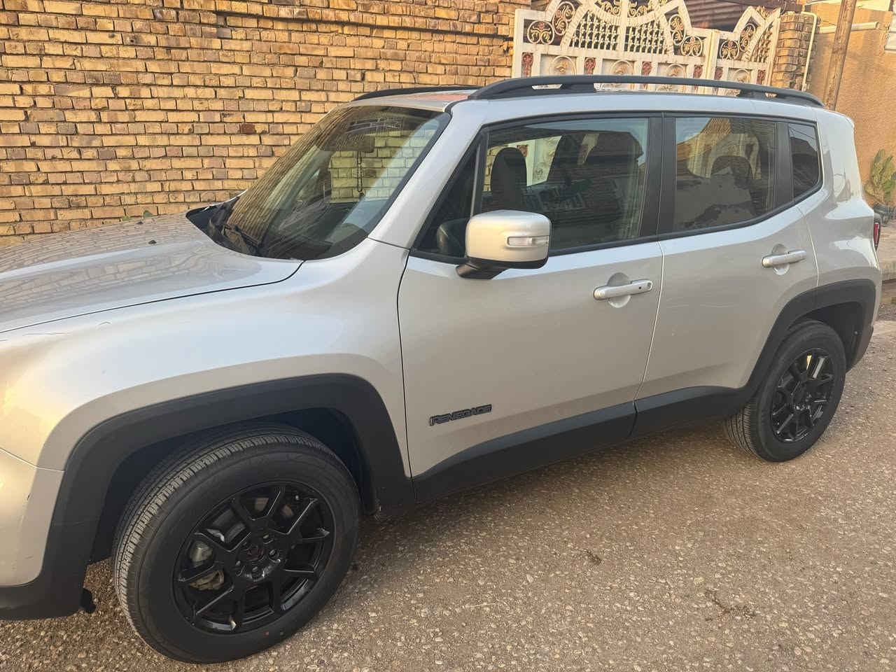 Jeep Renegade 2019
كلين مكفولة 
سيارة احلا من الصور
تحويل مباشر 
واسط -الكوت    
للاستفسار *********** واتساب
