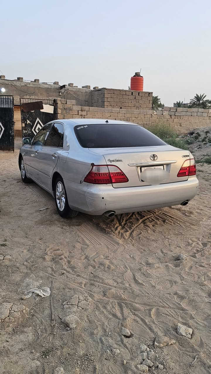 شاهينه ادوات ما ماشيه هواي كصه جنطه متومه رقم وملصق وهزه بيها رقم انكليزي بصره بدون سنويه  سياره جديده محرك كير حداده تدفئه تبريد  ثلج 🥶 ترحيب سنتر لوك كله شغال مثبت سرعه ترحيب  اناره بلمري نضام انذار عن السرقه مثبت سرعه ستيرن كهربائي سياره مابيها نغص برقي ريحه الشركه بيها السعر 37 البصره ابي الخصيب مكلف بنشر هاذ رقم راعيها ***********
