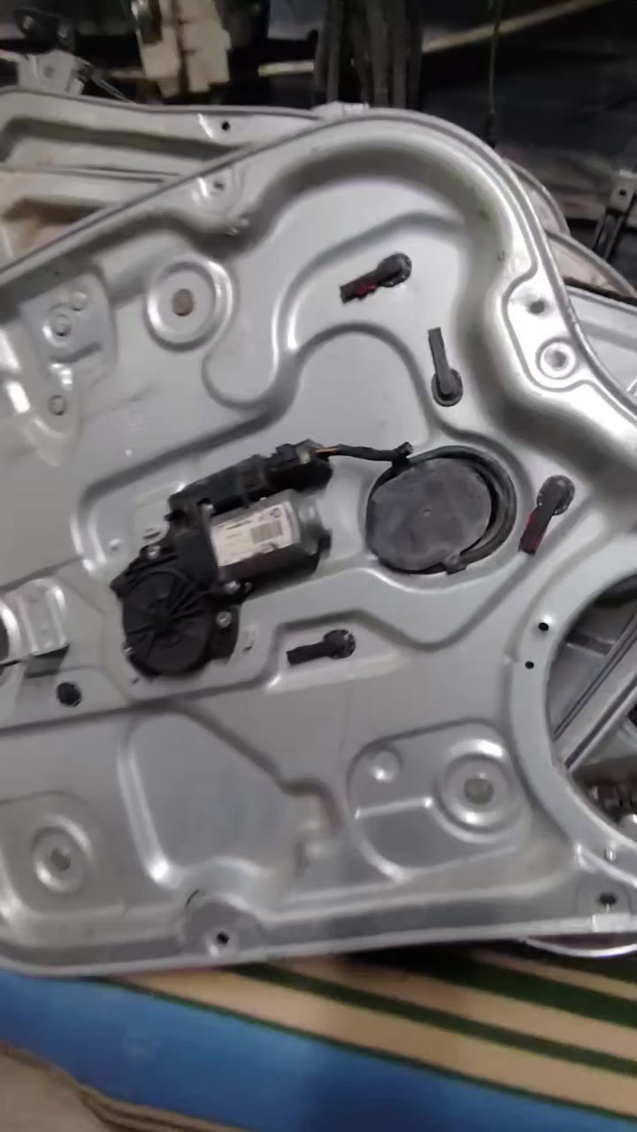 اللهم صلّ على محمد وآل محمد 
توصيل لجميع المحافظات واتساب ***********
ورشة الصادق لتصليح مكائن جام واقفال السيارات 
العنوان الديوانية حولي الخصيمة مقابل الزرعه مقابل مدرسه الايرانية
