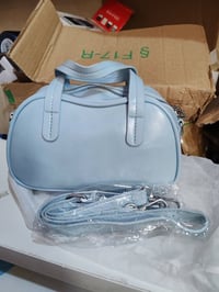 شنطة نسائية • جودة عالية • جديدة