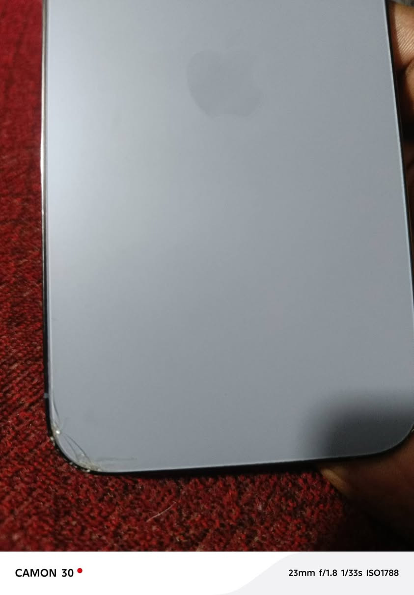 إيفون ١٣ برو ماكس ذاكرة ٢٥٦ نموذج M جهاز مبدل شاشه مال جهاز ثاني يعني تفصيخ اصليه مبدله ب٢٧٥ ألف إذا مو اصليه تأخذه بلاش فيس أيدي شغال بطارية ٨٩ بلاد واكو فطر بالضهر جوه زغير ومامثئر السعر ٥٨٠ قفل بدون دهرة موجود اتصال ***********
