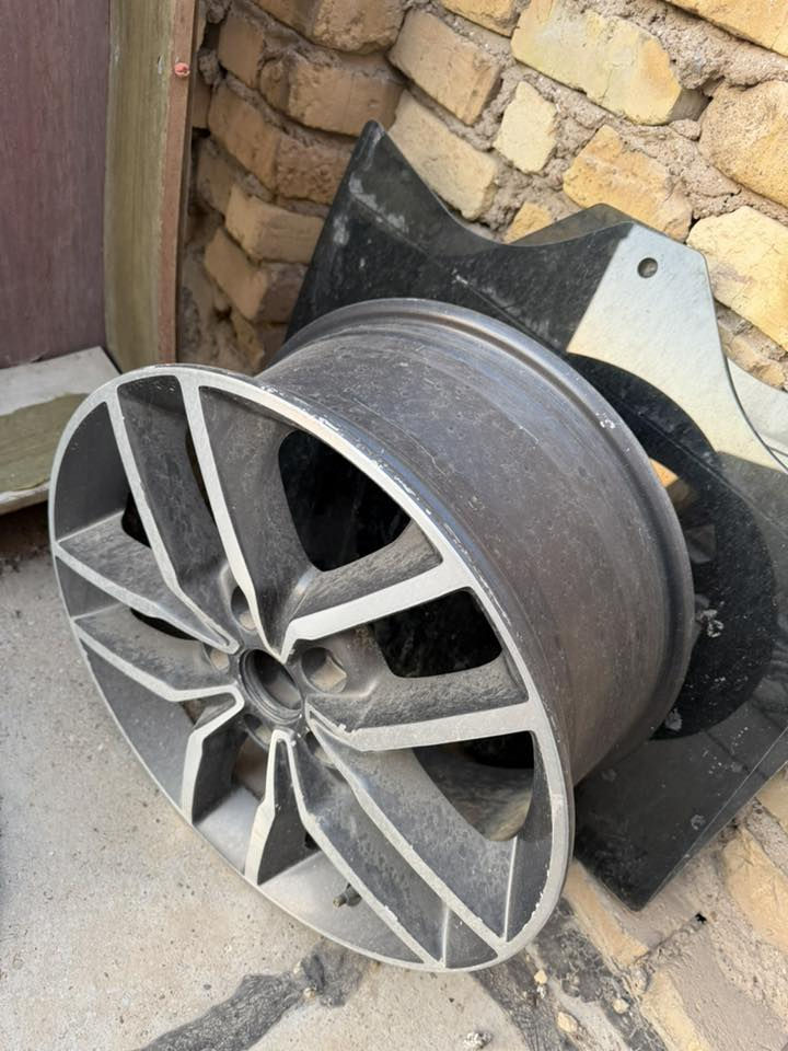 ويل كامري قيم واخذ 
***********
فقط واتساب
