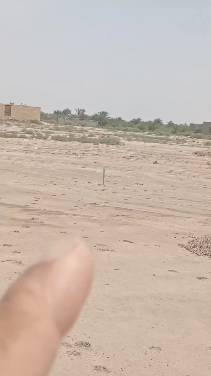 قطعه البيع طابو زراعي
مساحه 1000متر 

طريق ال عواد طريق ال عواد 
تبعد عن شارع العام 500متر قرب معمل ابوكمال 

اكو واحد 800متر نفس عنوان 
سعر 19بيه مجال 

اسنتساخ المنشور وتعال خاص

***********
