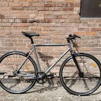 بايسكل Harrier 2.0 مشتري من معرض تيزاب وموجود الملصق بيها السعر 200$ ؟...