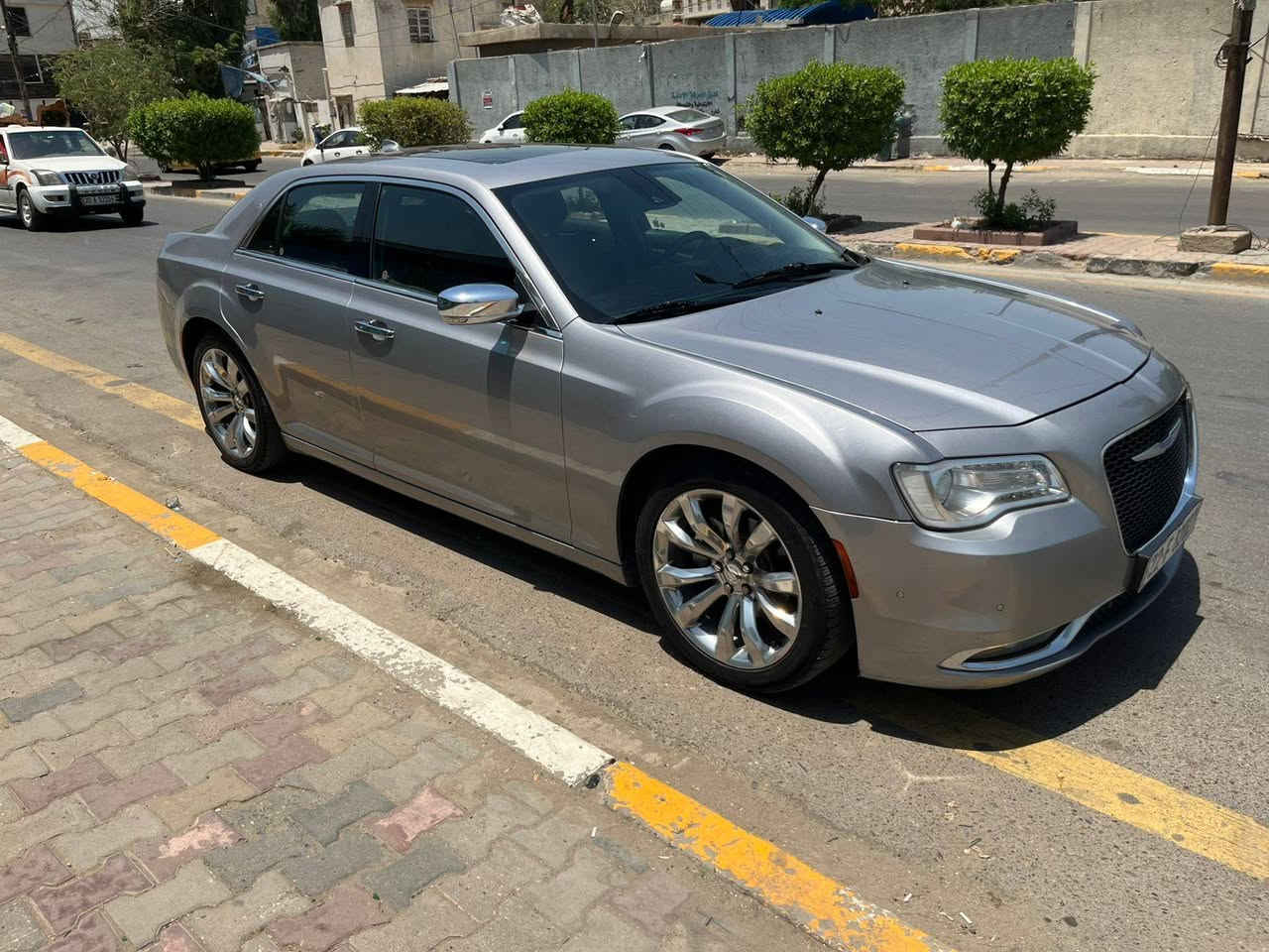 اوباما 2018 c فول موصفات السيارة وارد امريكي كلين تايتل بيها جاملغ الخلفي كلير فقط من امريكا  رقم اربيل بأسمي
السيارة فول مواصفات 
رادار امامي وجانبي 
تحديد مسار 
توقف ذاتي 
كشنات كهربائية وتدفئه تبريد 
ستيرن كهربائي وتدفئه 
خزن ميموري الكشنات 
فتحة بانورما 
ويل عشرين 
حجم المكينه 3600 c
السيارة ماشيه 86 الف ميل مكانها بغداد الحرية  
اوباما 2018 c فول موصفات السيارة وارد امريكي كلين تايتل بيها جاملغ الخلفي كلير فقط من امريكا  رقم اربيل بأسمي مكانها بغداد الحرية ***********
