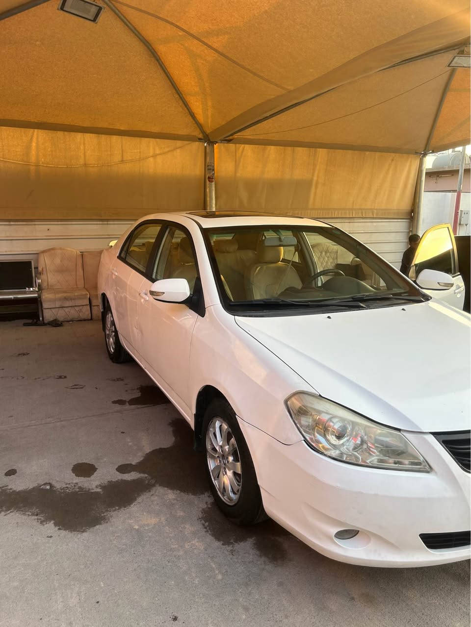 BYD 2014 G3 
فول فول مواسەفات شکل بیکاشۆ  بنزین و سیستەمی غازی تورکی تانکی ٩٠لتر یەک تانکی نزیکی ١٠٠٠کم دەروا  سەیارەکە زۆر خاوێنە هەمووی لەسەر دەقی بیلادی ماوە گێر و مەکینە کارەبایی و تبرید ❄️ بەشەرت نیو چاملغ و روبعی بۆنیت بە سبغ دەدەم باقی هەموو گیانی بە شەرت 
بسمە سلاید یدە بسمە حساس لایت پێش و پشت لید و عدسە کوشن جلد ناو زەرد داخلی کامل بیکاشۆ 
سەنەوی نوێ هەتا ٢٠٣١  ٥٠٠$ غرامە لەسەرە لە نرخی دێتە خوار 
هەولێر 
***********
مودیل ٢٠١٤ فول مواسفات بنزین و غاز تانکی کبیر ٩٠ لتر  
مکفول کل بشرت سیارە جدید کل عل بلادی شریکە  گیر مکینە کهربایی تبرید کل بشرت سياره بها ربع بوند سبغ بدون ضرر 
بصمه يده بصمه سلايد  حساس كشن جلد لايتات كل ليد اوتو و عدسه  داخلي كامم كورولا  
***********
اربيل أربيل, العراق
