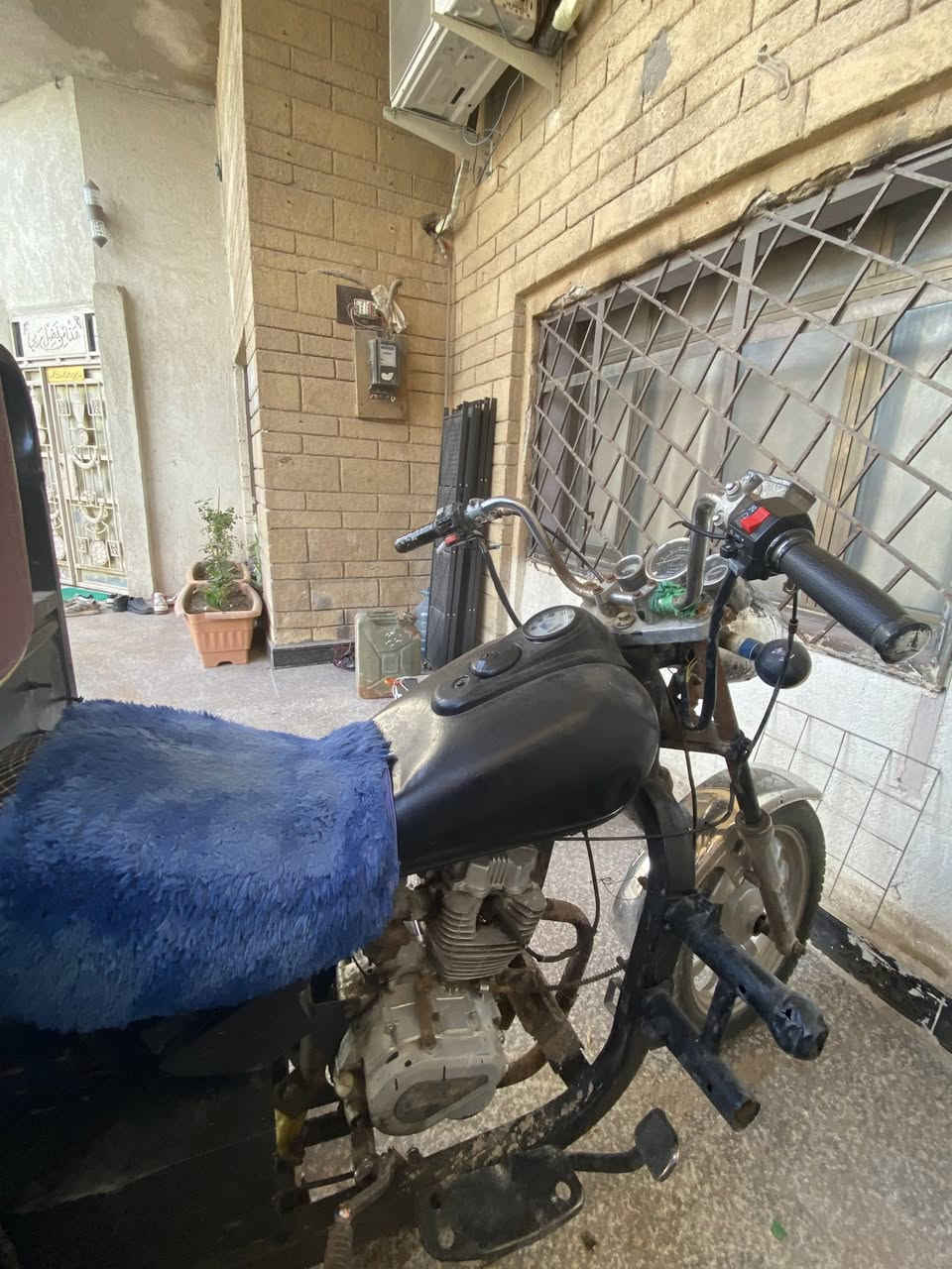 ستوته امتيار اداوات
مصروف عليها خير من الله كلجات جديده بلك جديد بدي نضيف مابيه لحيم ولا خياس ستوته تشلع الكاع مشالله عليها .
سعره 850 وبيه مجال لطيبين 🤎.
***********
مكاني البصره الجبيله

