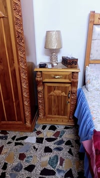 غرفة أخشاب جديدة بعدها شخط ما مشخوطه مال عريس جديد للبيع سعرها مليون 7...
