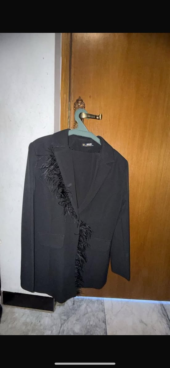 ملابس مستعمل ملبوسه جداً قليل والله أخت الجديدة بسعر كولش مناسب اختاري ودزيلي الي تريدي


**إذا كنت صاحب هذا الإعلان وتريد حذفه لأي سبب، رجاءا أرسل رسالة إلى الدعم الفني**