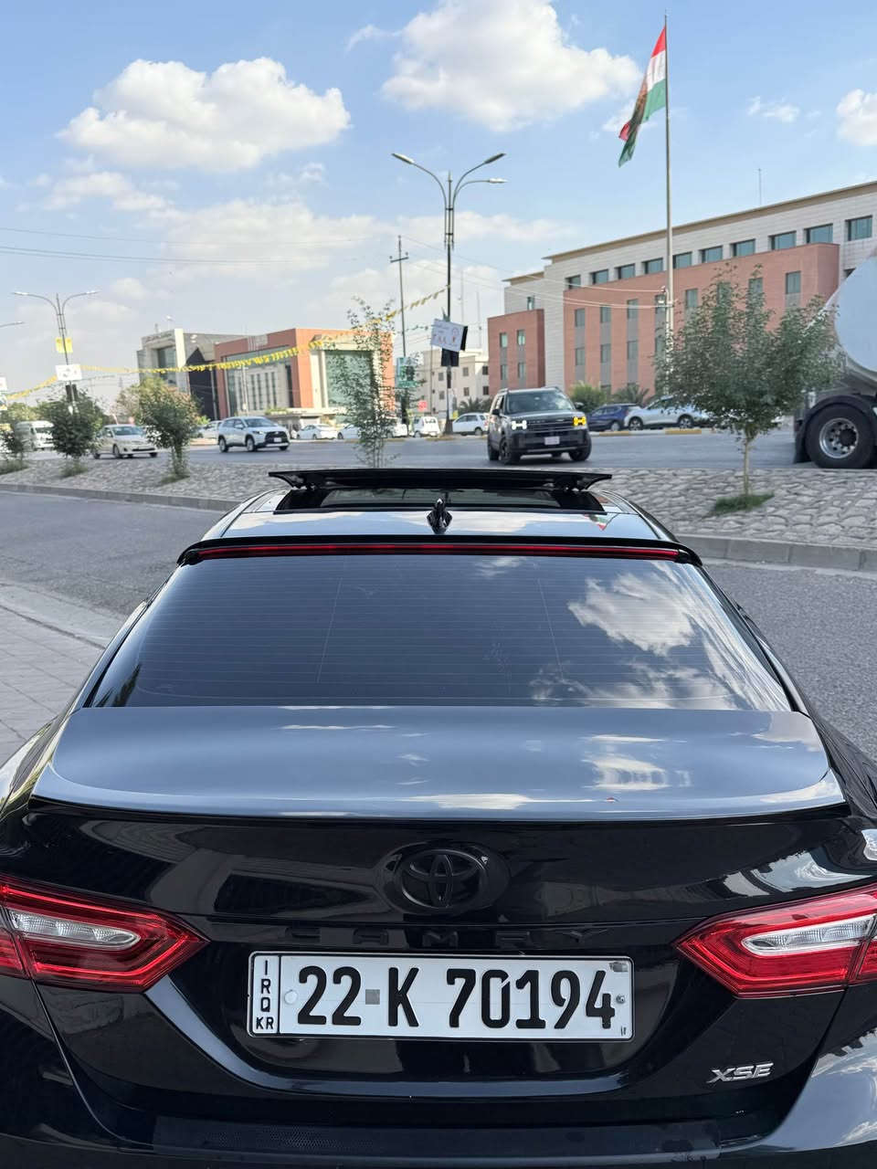 سلام علیکم تويوتا كامرى مۆدیيل(2020)XSE ڕەقەم و سەنەوی و هەزەى نويية . 
سەیارةكة بي سبوغة  1 پارجةى هةية ٣-٤ جيي بجوك ساردى هةية . بەناوکردن و گێڕ مەکینە و تەبرید بەشەرت
سعر198 $ وەرەقە و معامەلەکی برایانەی تێدایە 

***********
*********** أربيل, العراق
