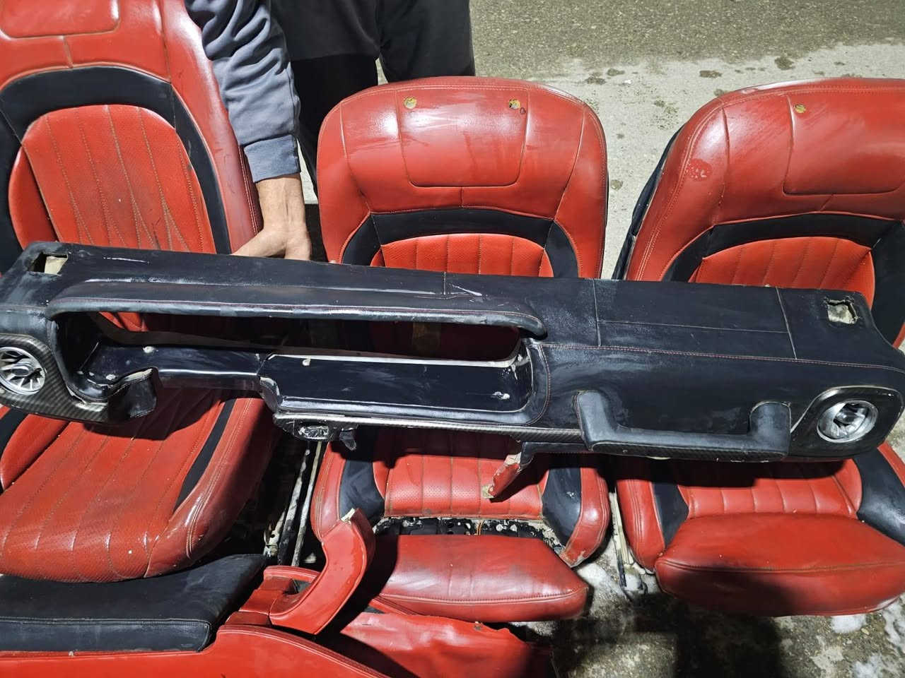 سلام عليكم 4كشنات ودشبول البيع 
بغداد
***********
