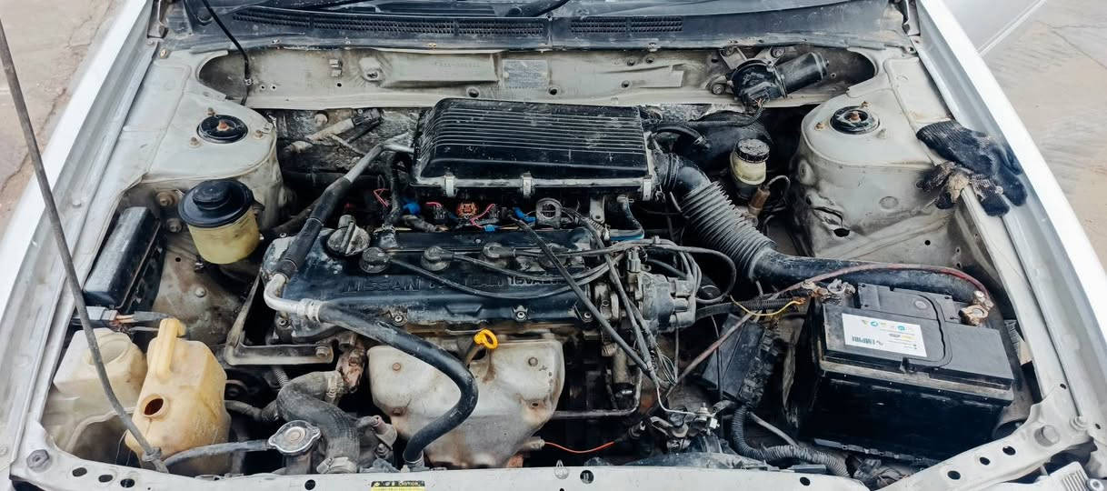 ‎نیسان سنی یابانی 
‎مکینە و گیر سنی تازە کان 
‎تایە تازە 
‎ رقم بغداد 
‎لە حاسیبە ی بغدادم داوە هیچ کیشه ی نیه 
‎تبرید و که رمی بس چاک کردنی اوی 
‎مصروف بنزینی نیه 
‎
‎شوین که لار سعری هه رزان قفل قفل 22 گلا
‎مشتری نیت تیل مه که پاره ی اوپل نیه 
‎*********** السليمانية, العراق
