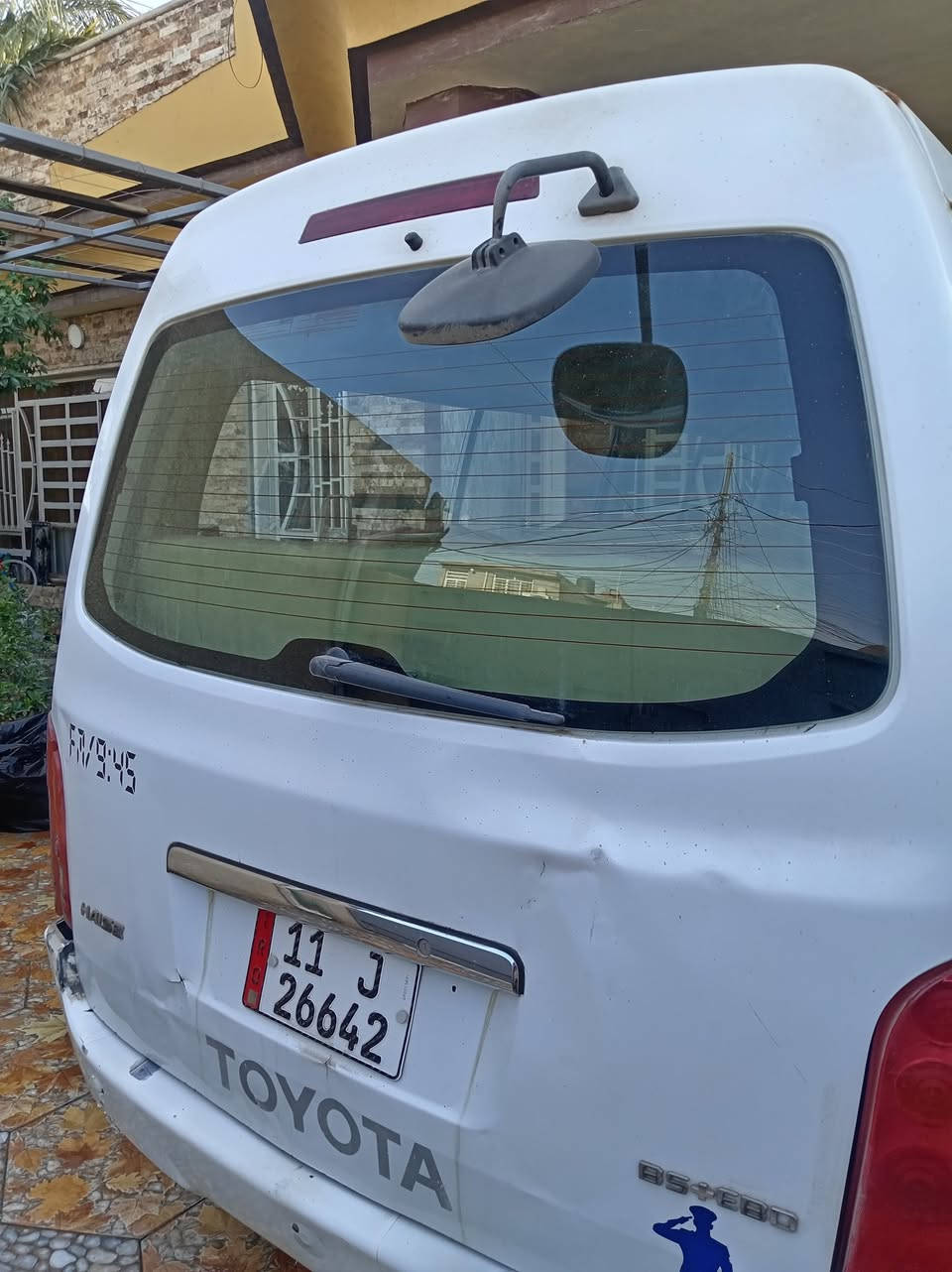 جنبي اج وان للبيع سيارة حرة سنوية باسمي تحويل ثاني يوم كير محرك اكسل مكفول حدادية وصدر جديد موديلهة 2015 مكاني بغداد الوردية***********
