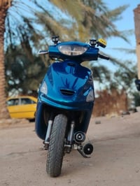 دراجه فراشه نثيه للبيع الدراجه مكفوله من الويل للويل كلشي مابيها الله ...