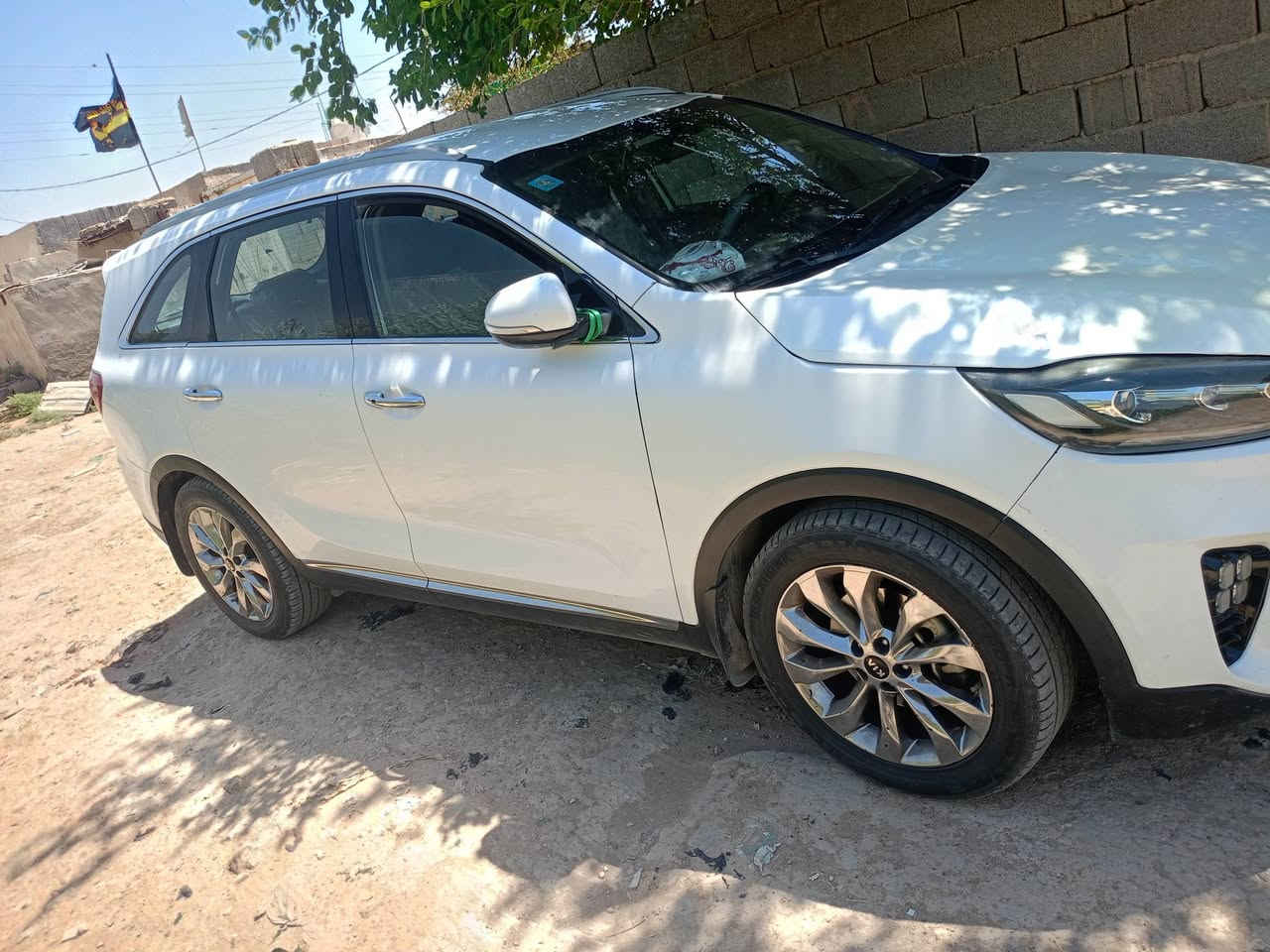 السلام عليكم سورنتو 20 خليجي6 سرندر 7 راكب بيه جاملق وبنيد السعر 210 رقم بغداد ***********
