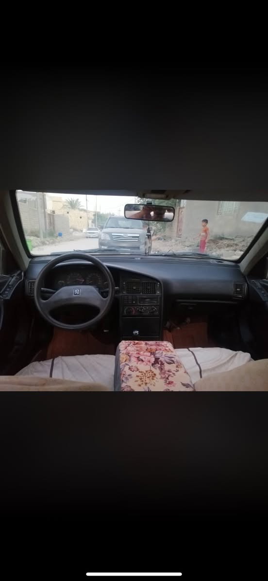 بيجو 450 موديل 2012 راعيها متوفي وبيها قاصر واحد مبدل مشط ستيرن وباور باتري تايرات صدر 90‎%‎لايتات جدد بكلايتات جدد كلشي شغال بس الكلج 50‎%‎ بس عادي تمشي وين ما جان يعني بمكان ما تمشي 120 تمشي 115 (هاف) مكانها واسط الزبيديه وسعرها 18 وبي مجال قليل ***********
