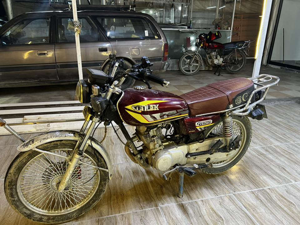 سلام وعليكم دراجه موديل 24ما بيهه اي عيب محرك بي صوت بس كم شفتً   بدون اي عيب وياله عدله كهربايات شغاله بي فقط صوت كم شفت عنوان كركوك عرفه كانتين سعر 450وبيهه مجال للطيبين دراجه خير من الله ما بيهه عيب شراي تعال وتدلل ما يعجبك اعبر المنشور انشالله تلكه ال احسن منهه رقم الهاتف ***********فقطً واتساب 🖤🔥
