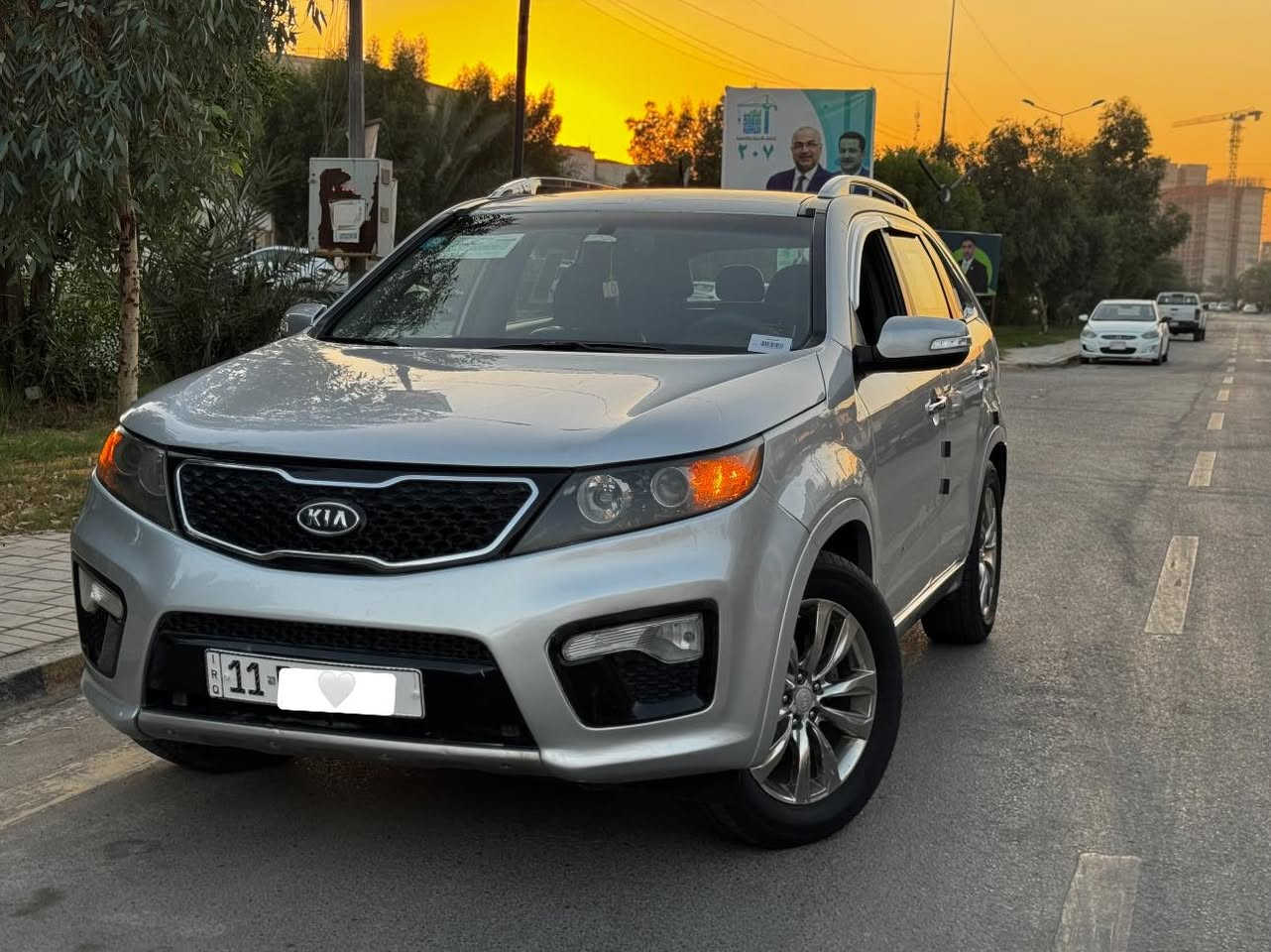 السلام عليكم
سورنتو

٢٠١١

وارد امريكي

فول الفول SXL

بنوراما

بصمة

بصمة ابواب

كشنات جلد

كشنات كهرباء

سبعة راكب

ثلاث قطع تبريد

بجم زنون

بك لايت لد

اشاير مري

ويل كب كروم

شاشة جبيرة

تحكمات ستيرن

كامرة خلفية

حساس خلفي

محرك ٦ سلندر مكفول

السيارة جاهزة من كلشي ترايها كلش حلو 

كير ومحرك مكفولات

بيها صبغ جاملغ وبنيد بدون دواخل

رقم بغداد الجديد بأسمي

العنوان بغداد حي العدل

السعر ١٣٥ ورقة

الرقم ***********
